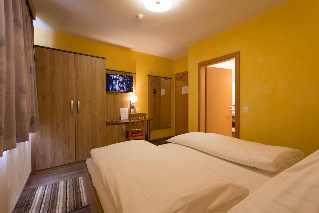 Hotel Freiensteinerhof Superior Sankt Peter-Freienstein Eksteriør billede