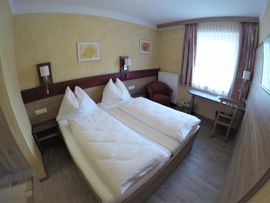 Hotel Freiensteinerhof Superior Sankt Peter-Freienstein Eksteriør billede